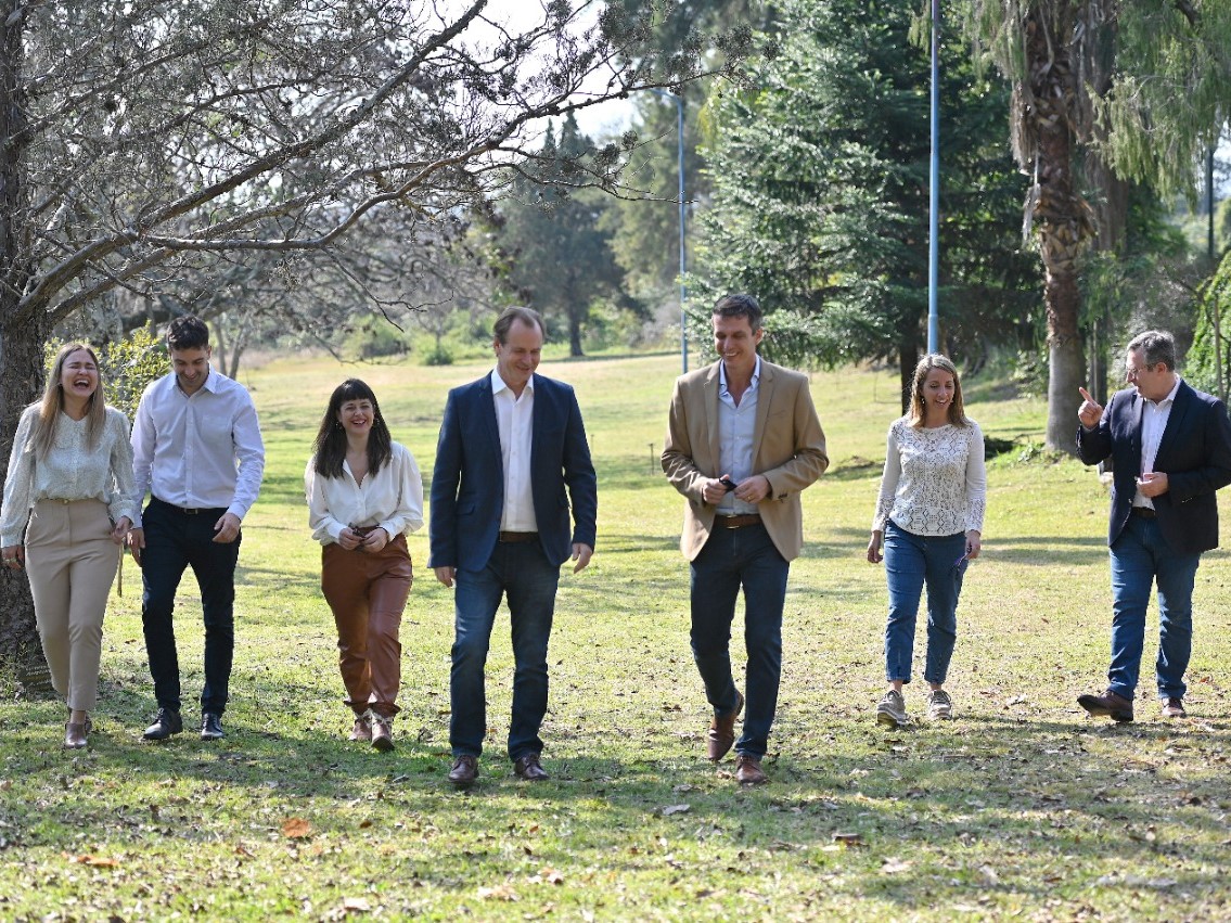 Bordet presentó a sus candidatos para las elecciones legislativas