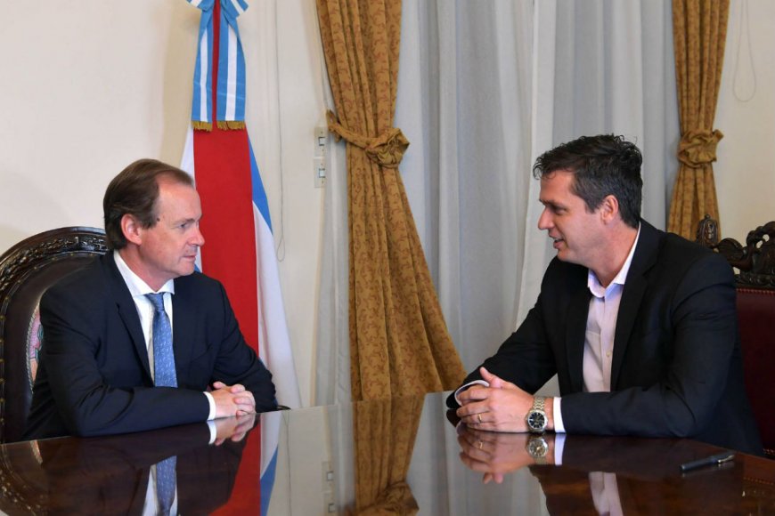 Con vistas al 2023, Enrique Cresto encabeza la lista oficialista