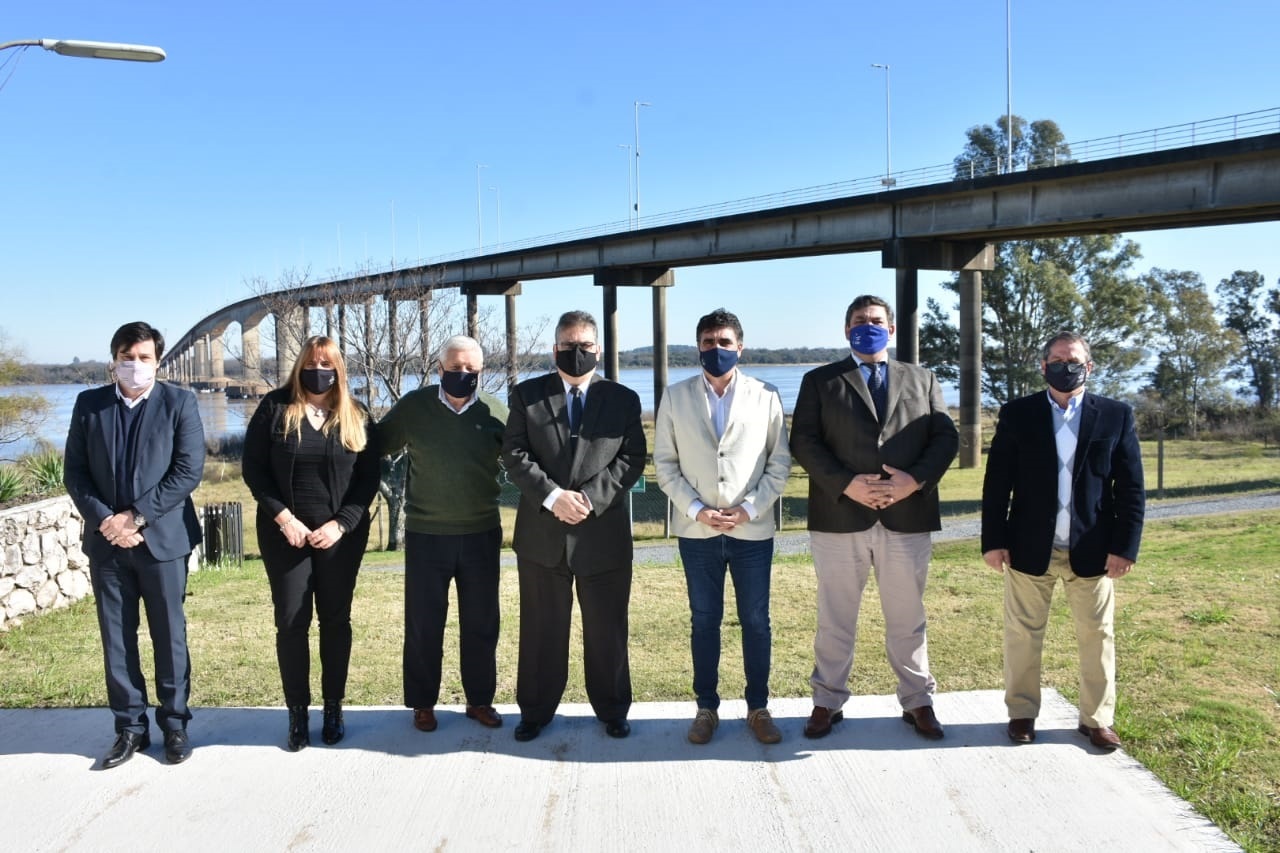 Reunión en CARU para impulsar la extensión del Dragado hasta Salto y Concordia