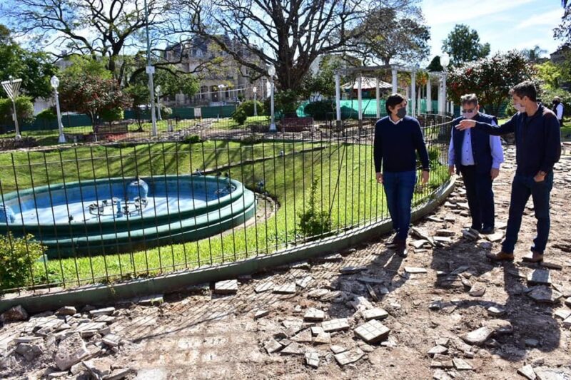 Accesibilidad, conservación y puesta en valor de plazas Urquiza y España