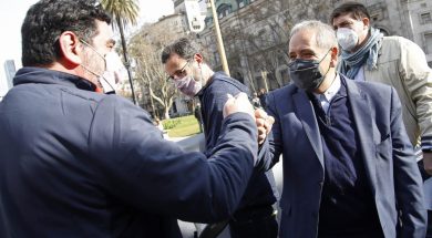 Sergio-Palazzo-en-Plaza-de-Mayo