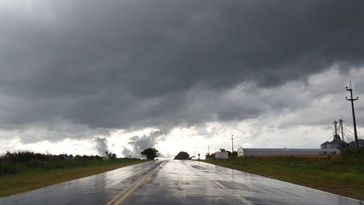 Alerta amarilla por fuertes tormentas para la región centro del país