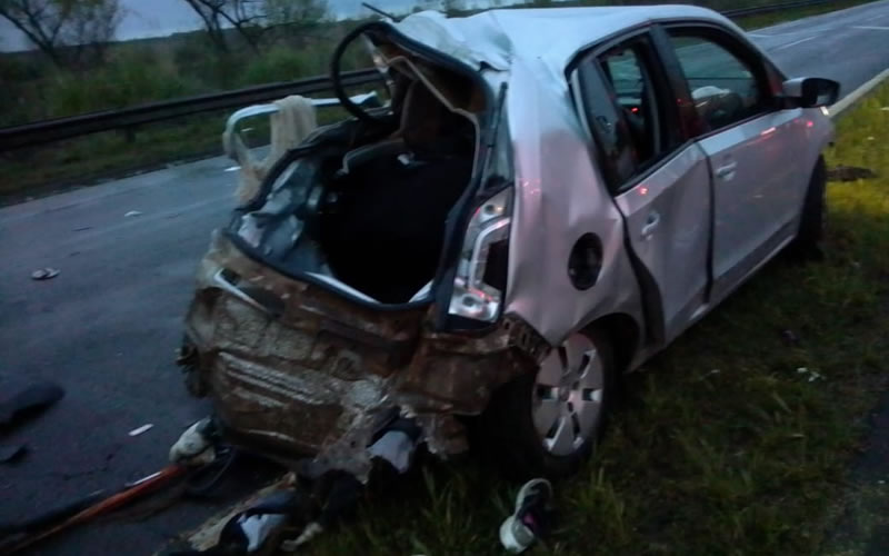 Tragedia: Tres víctimas fatales y cinco heridos graves en un accidente en Ruta 12