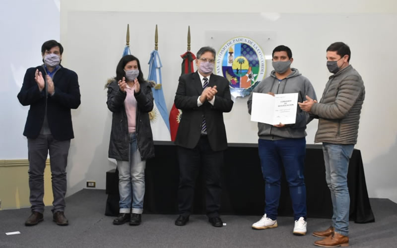 El municipio adjudicó terrenos para trabajadores del gremio gastronómicos