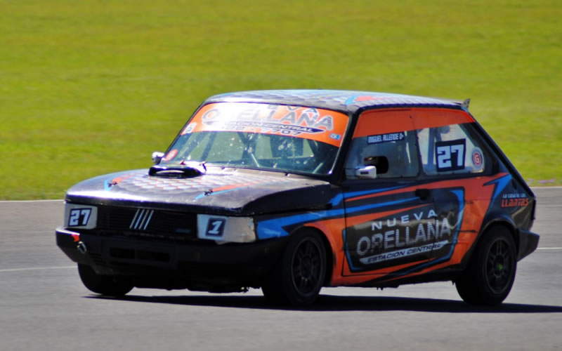 Victoria de Allende en el Turismo Pista