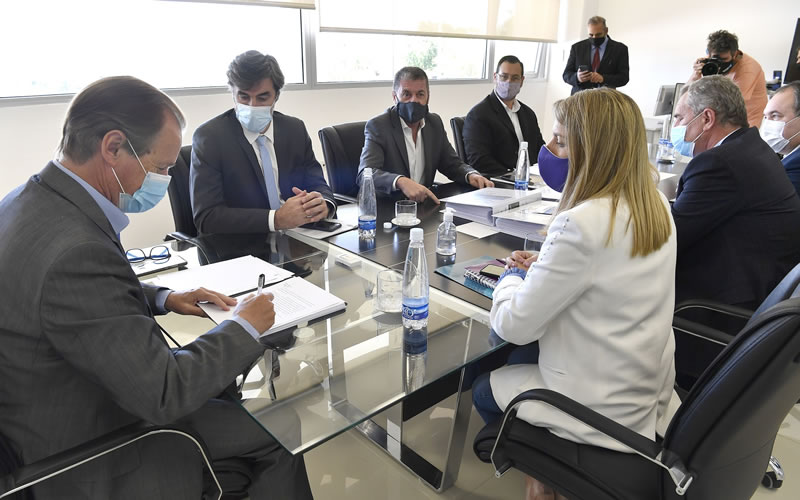 Financiamiento a pymes, obras públicas y perspectiva de género: Bordet presentó Presupuesto 2022