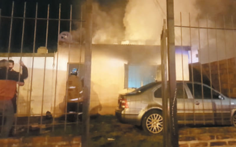Se incendió una vivienda en la noche de este miércoles