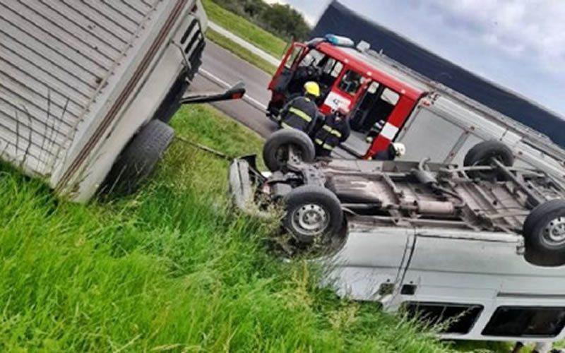 RUTA 14: Un motorhome impactó contra una camioneta y dejó varios lesionados
