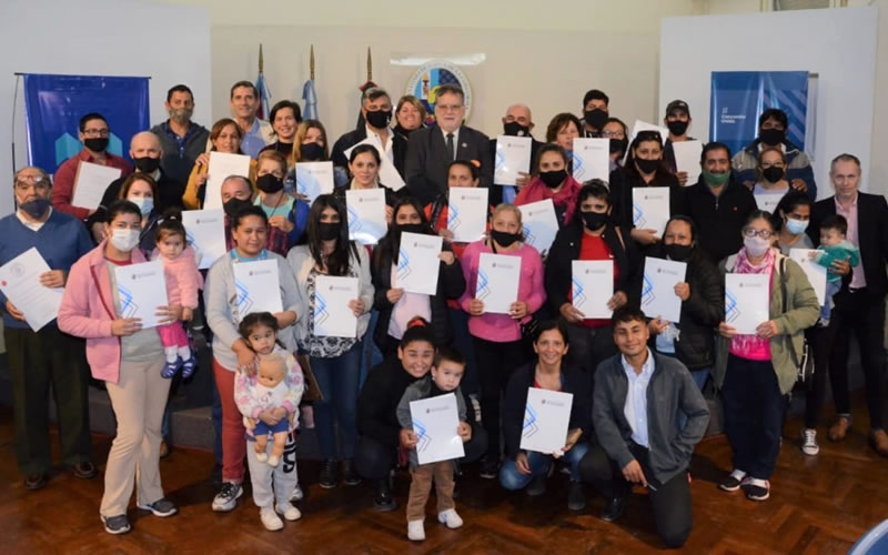 Más familias beneficiadas con el Programa de Regularización Dominial mi Casa
