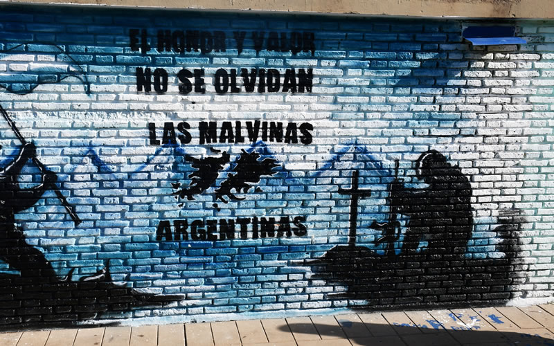 40 años Malvinas: Un mural homenajea a nuestros héroes en el Parque Ferré