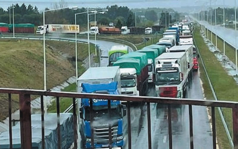 Preocupación en el transporte de carga por la falta de combustible en Entre Ríos