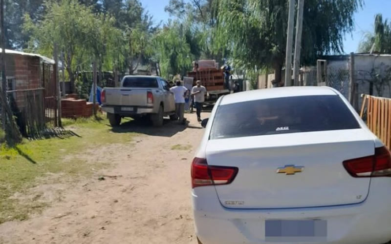 A raíz de una estafa a un corralón de materiales, se realizó un allanamiento en La Bianca
