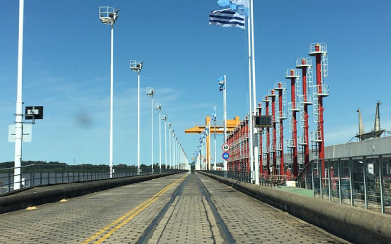 Crece la demanda para tramitar pases de los usuarios vecinales en los puentes a Uruguay