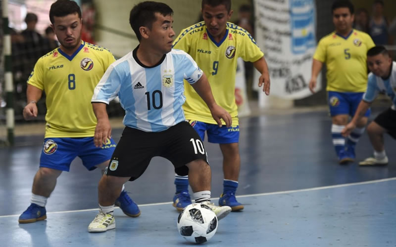 Concordia se prepara para recibir a la selección argentina de fútbol talla baja
