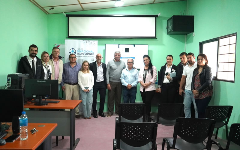 Salto Grande inauguró un nuevo punto digital en San Jaime de la Frontera