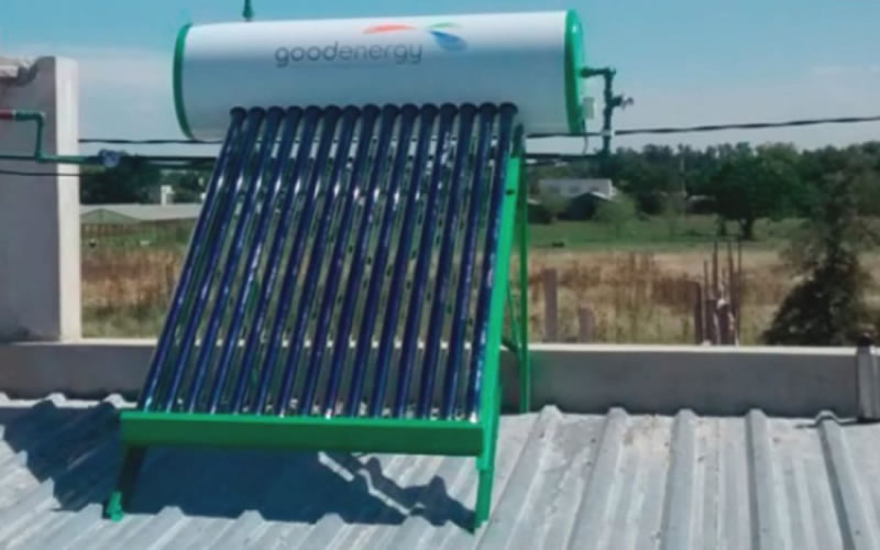 CAFESG relanza el programa para la compra e instalación de calefones solares