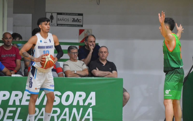 Estudiantes visita a Bahìa en el inicio de la reclasificación