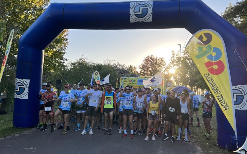 Francisco Bocanegra y Sol Metzler fueron lo ganadores de la Maratón Lago de Salto Grande