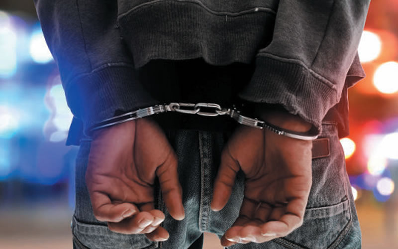 Vecinos detuvieron a un ladrón hasta que llegó la policía