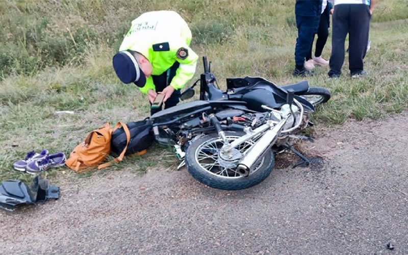 Dos motociclistas fallecieron tras ser embestidas por una camioneta