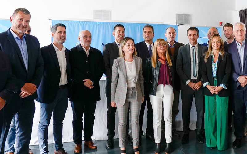 Massa destacó la reactivación de ENOHSA y su rol como motor de la inversión pública