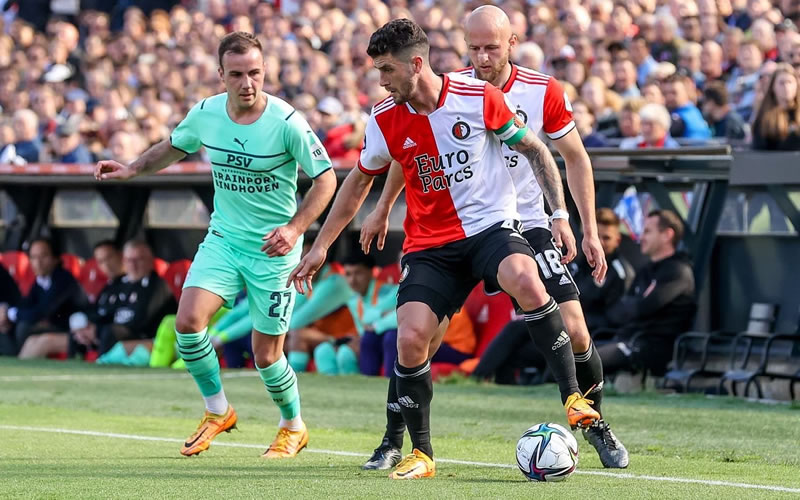 Entrenadores hablan de Marcos Senesi, el futbolista argentino del momento