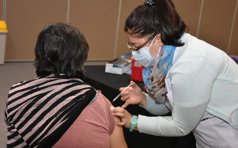 Vacunación permanente contra el Covid-19 en 10 puntos de referencia
