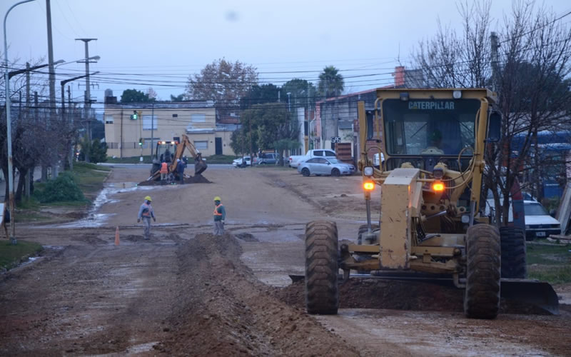 Pusieron en marcha la pavimentación de 66 cuadras en Concordia