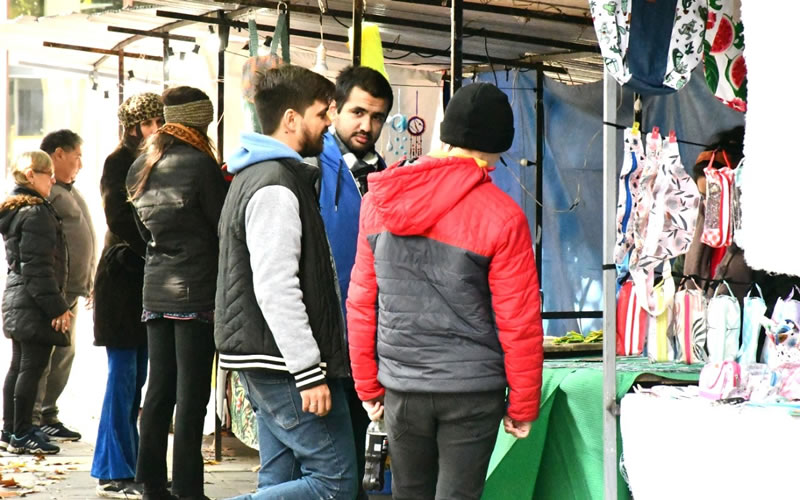Con una gran afluencia turística se desarrolla el fin de semana extra largo
