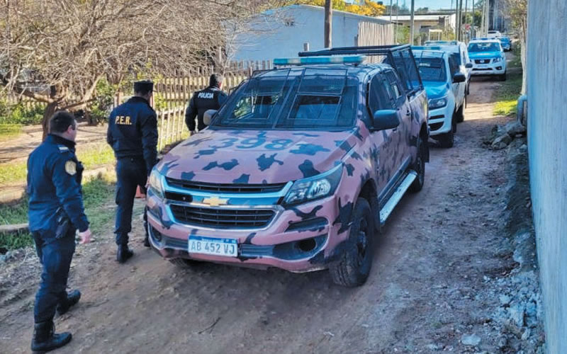 Buscaban armas y encontraron más de 16 kilos de marihuana