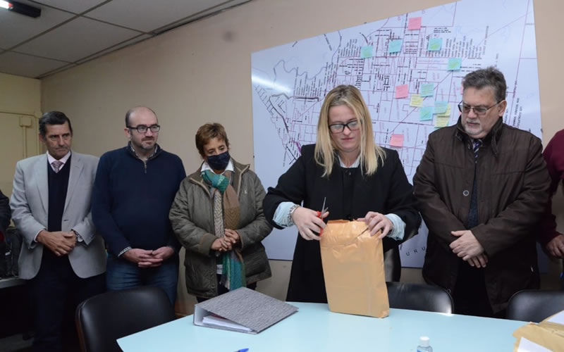 Más y mejores servicios: Licitaron la obra de extensión de la red cloacal en el barrio Divino Niño