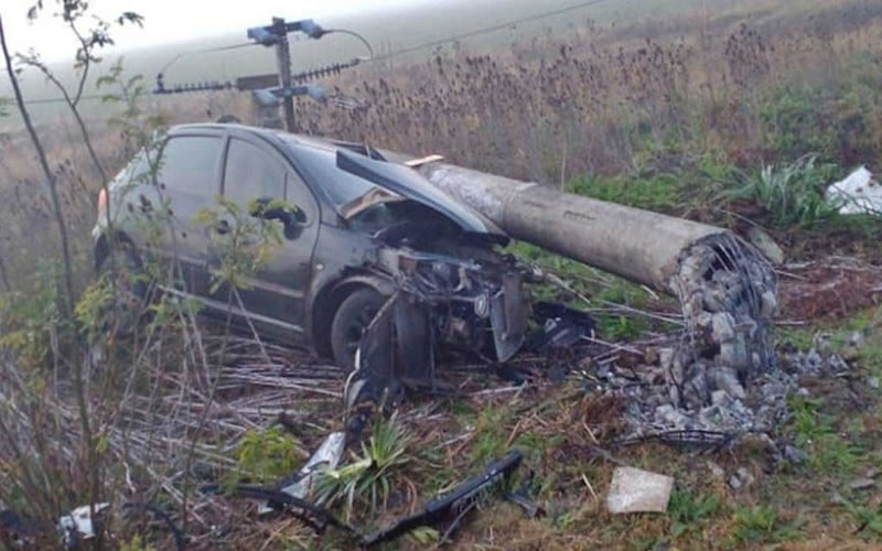 Impactó contra una columna de cemento en plena ruta 18 y dejó sin energía eléctrica a una ciudad