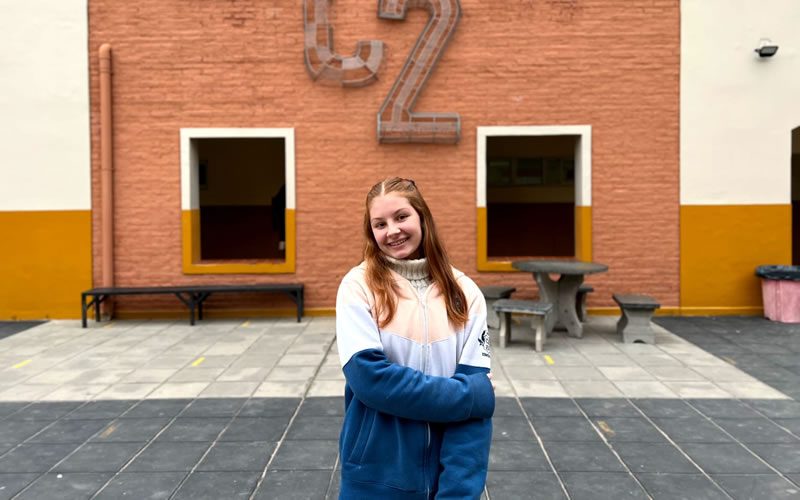 Estudiante de la escuela Comercio 2 reconocida internacionalmente por su investigación