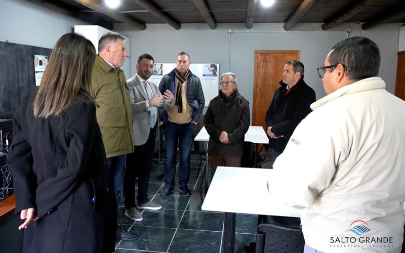 Más puntos digitales: Salto Grande inauguró una nueva sala con tecnologías en La Criolla