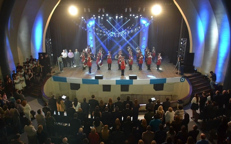 Entradas para la Función de Honor en el Odeón: Recital de Tarragó Ros