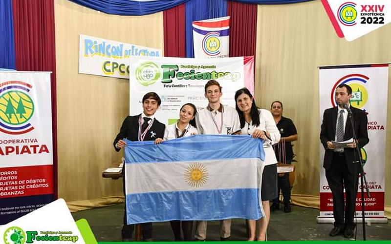 Alumnos concordienses fueron premiados y reconocidos en una Feria Internacional en Paraguay