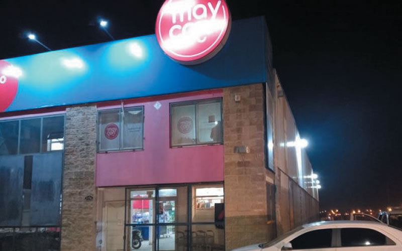 Asaltaron un supermercado y se llevaron un millonario botín