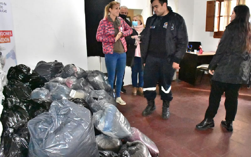Empezó la entrega de donaciones por la Campaña del Abrigo