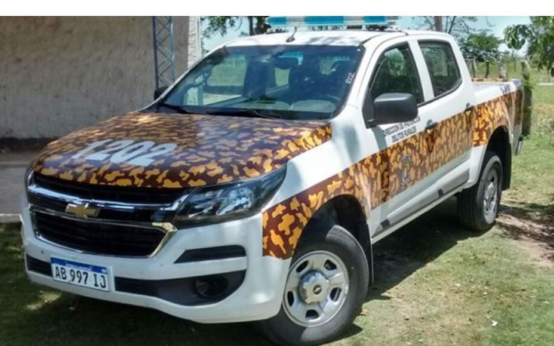 Secuestran cuchillos y armas de fuego en allanamientos