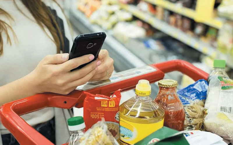 La inflación de junio fue de 5,3% y alcanzó un 64% en los últimos 12 meses