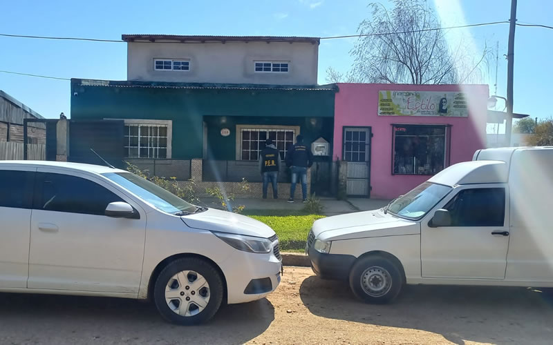 Realizan múltiples allanamientos en relación a la mujer policía baleada en la puerta de su casa