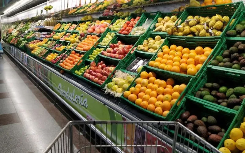 Agroalimentos: El consumidor pagó casi 4 veces más de lo que cobró el productor