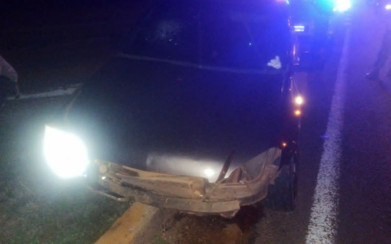 Una mujer y un niño sufrieron fracturas tras un vuelco en acceso a Colonia Belgrano