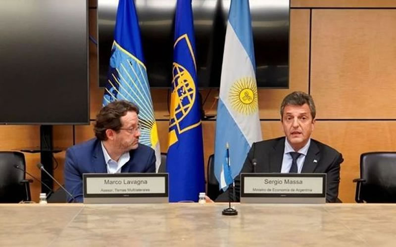 El Banco Mundial le prestará USD 900 millones a la Argentina tras una reunión con Massa en EE.UU.