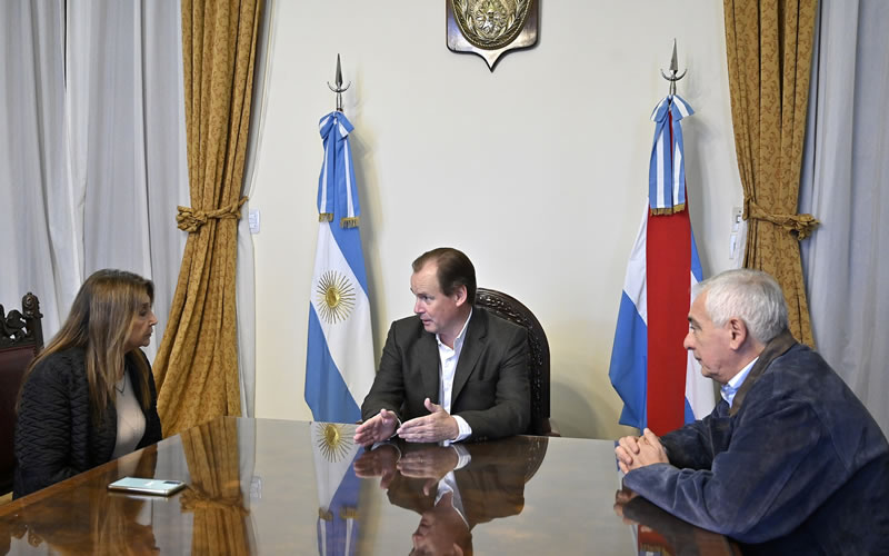 El gobernador analizó las políticas de adopción con referentes de Nación y provincia