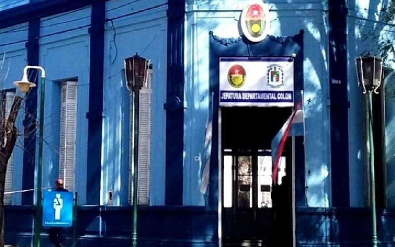 Denuncia y arresto en Colón: Un hombre habría invitado a dos nenas a subir a su vehículo