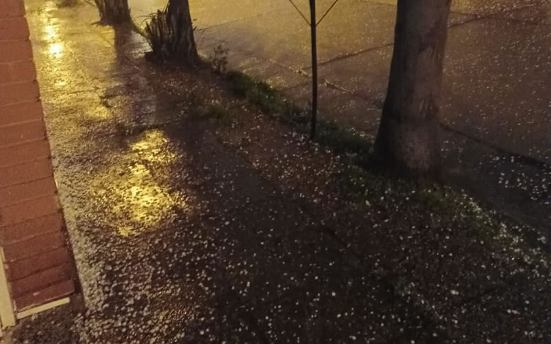 Fuerte caída de granizo sorprendió a Concordia