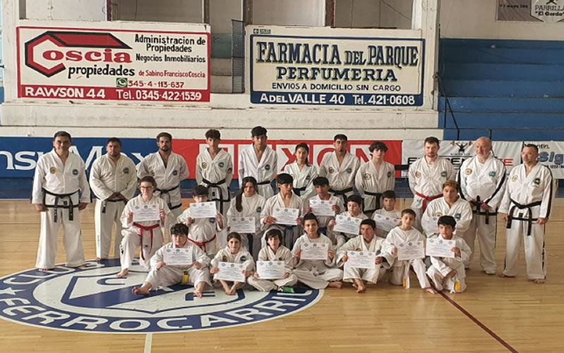 El Taekwondo de Ferrocarril tuvo su seminario