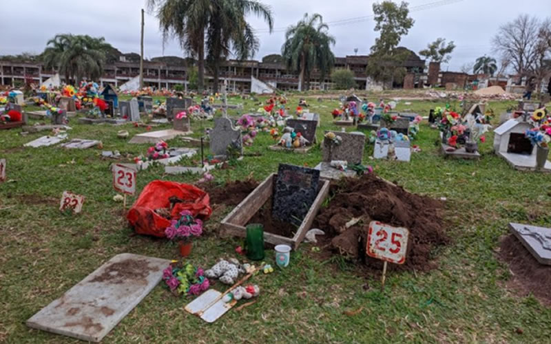 Familiares de Melody, la bebé desaparecida en el cementerio de Concordia dicen que se archivó la causa