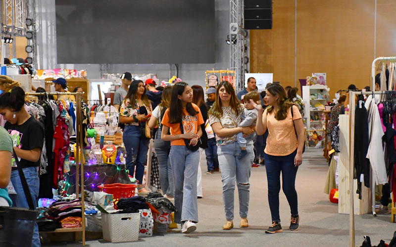 Miles de visitantes recorrieron la “Expo Día de la Madre»